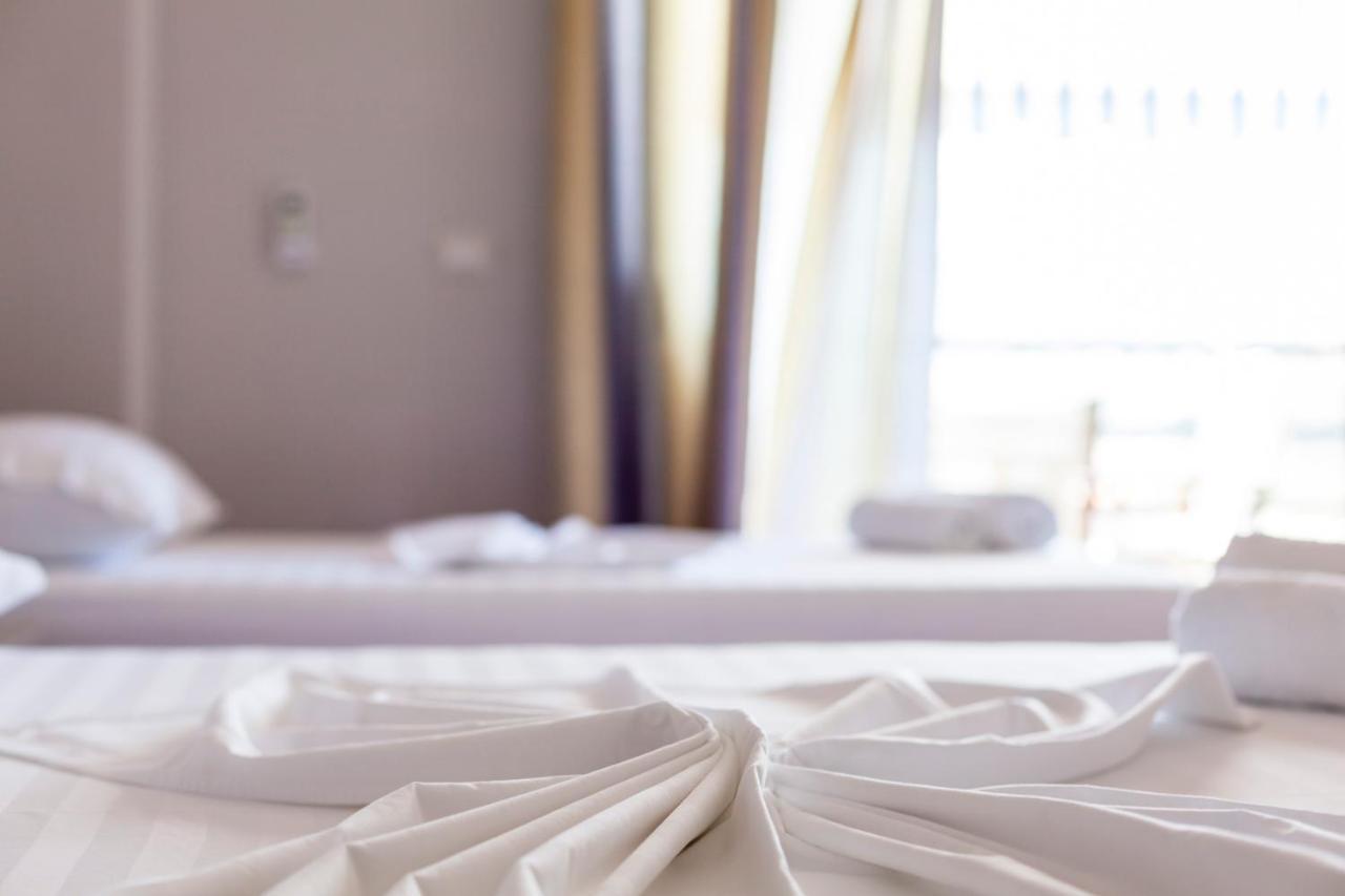 Toni Retzo Rooms ฮีมาเรอ ภายนอก รูปภาพ